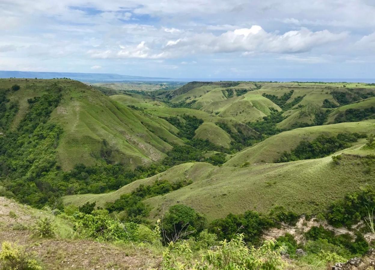 Hars Garden Sumba Hotel Waingapu Bagian luar foto