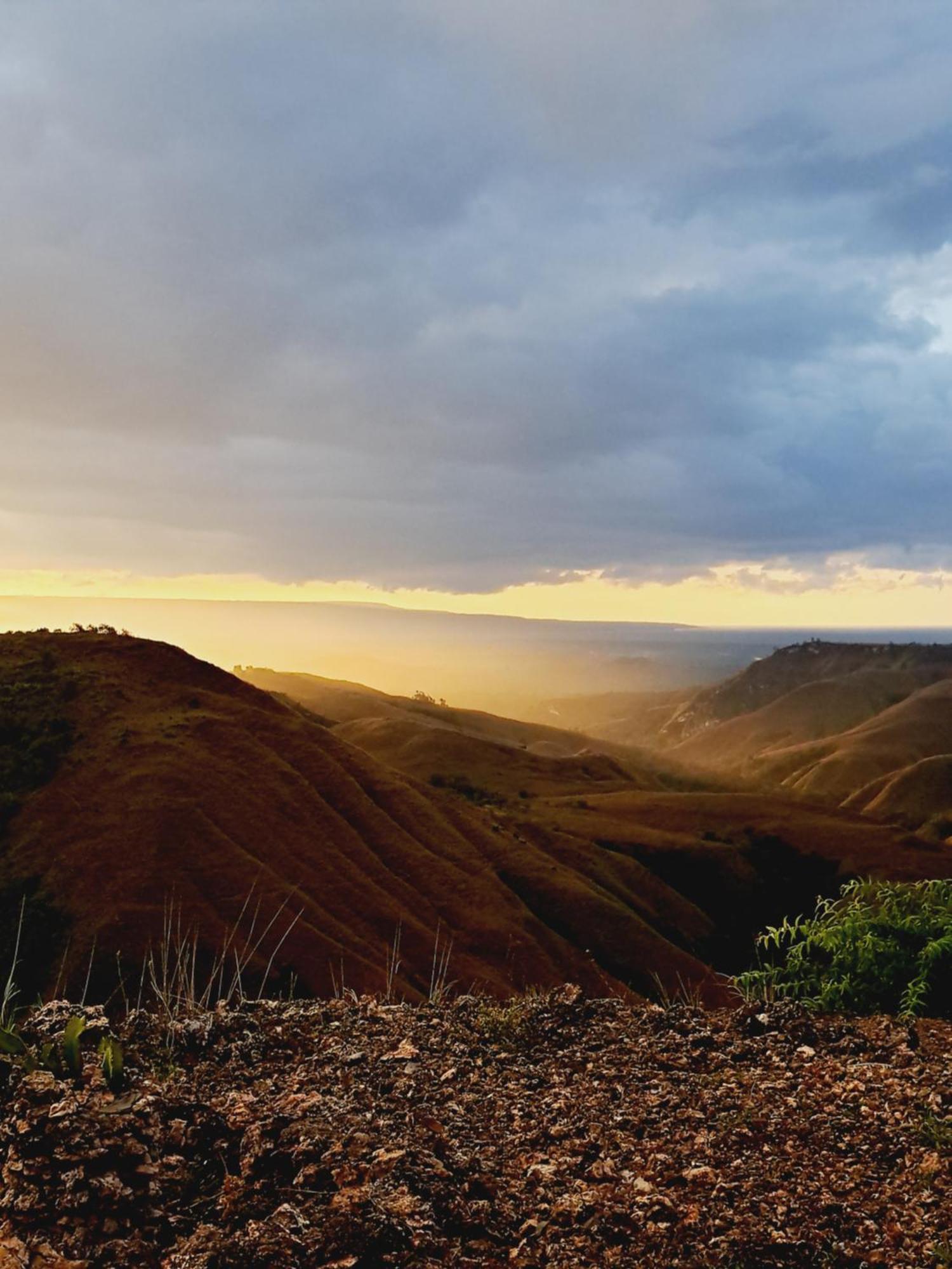 Hars Garden Sumba Hotel Waingapu Bagian luar foto